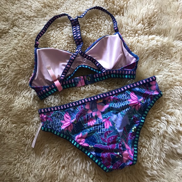 NWOT Victoria's Secret bikini set - Picture 4 of 5
